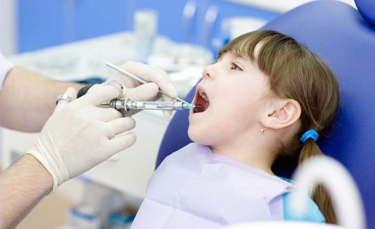در صورت حساسیت کودک به بی حسی دندانپزشکی چه باید کرد؟