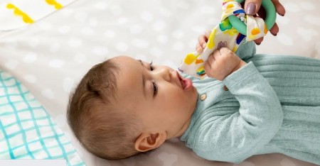 رابطه هوش و دندان درآوردن نوزاد چگونه است؟